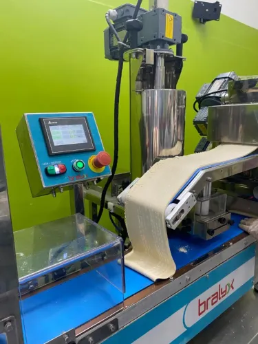 Máquina de Salgados Bralyx Formix Multimassas ? Industrial/Profissional