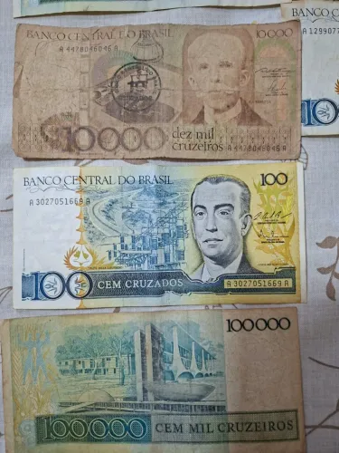 Cédulas e Moedas antigas