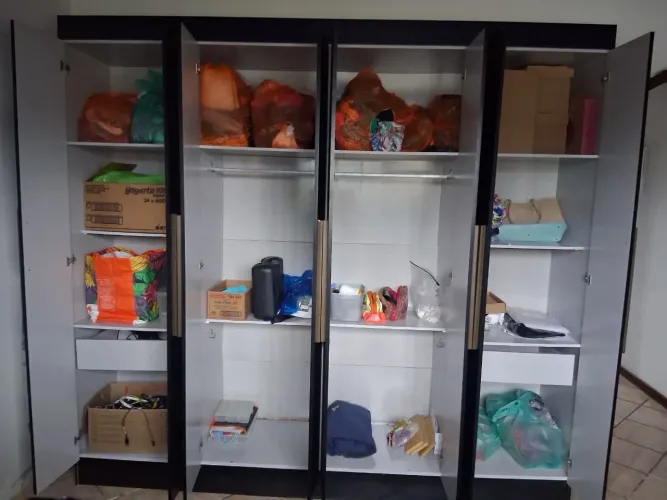 Vendo guarda-roupa 