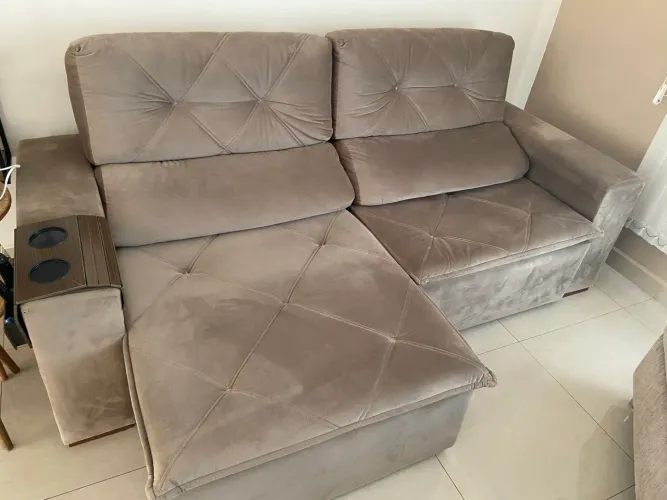 Sofá retrátil e reclinável sem uso