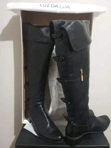 Bota Cano Longo Luz da Lua