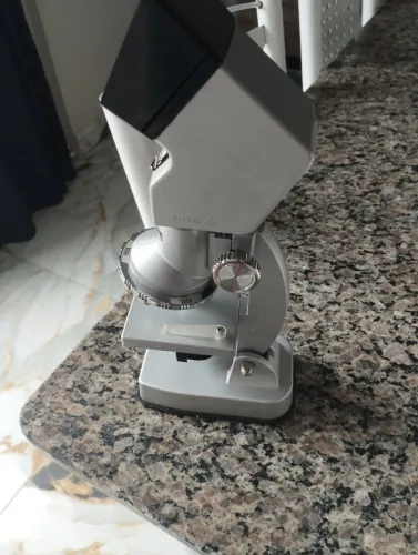 MICROSCÓPIO BRINQUEDO EDUCACIONAL