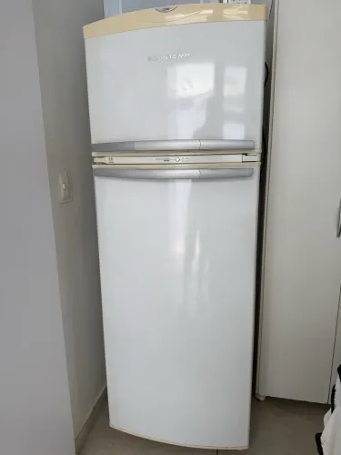 Geladeira Brastemp Frost Free BRM35B - Funcionando (Precisa ajuste no degelo)
