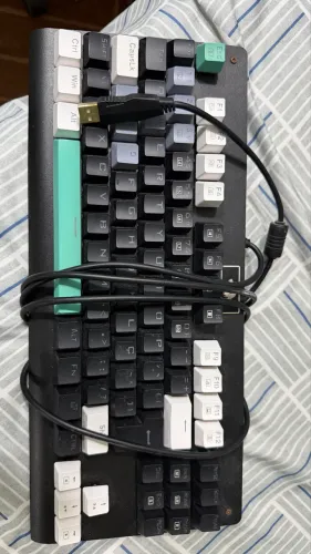 Teclado Mecânico Gamer Redragon Dark Avenger K568 Switch blue 
