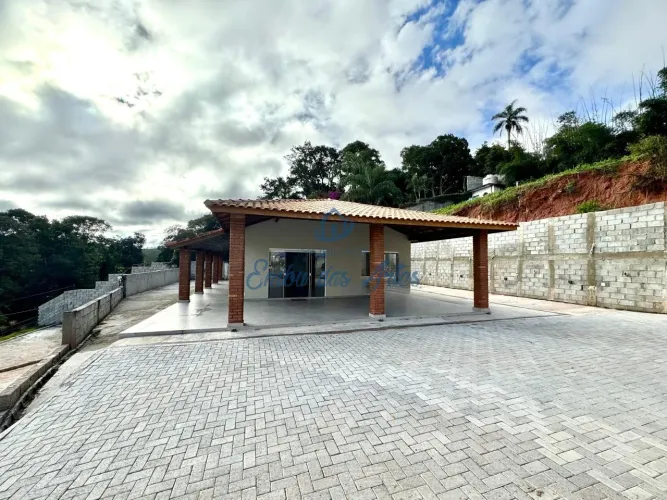 Casa à venda em Embu Colonial Embu das Artes-SP