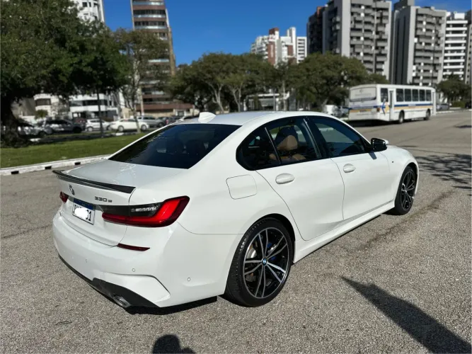 BMW 330E M Sport 2.0 Turbo Híbrido AU 2022