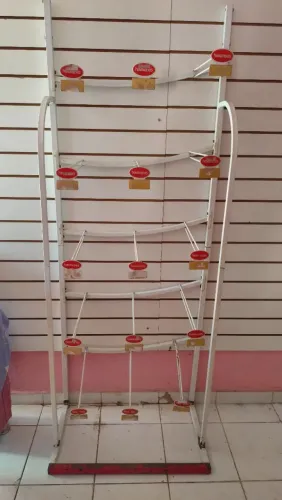 Vendo acessórios para lojas