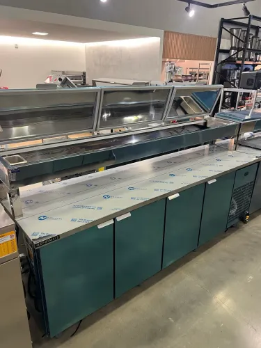 Balcão condimentadora refrigerada 2.50m nova pronta entrega