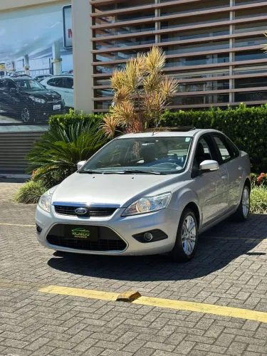 Ford Focus Ghia Sed. 2.0 16v/2.0 16V Flex AUT 2011