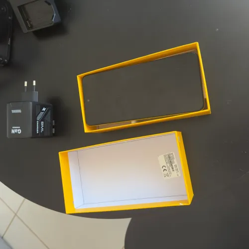 Celular Realme C75 A prova da água