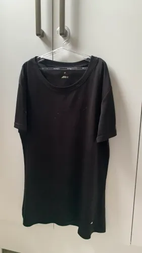 Camisa preta de treino