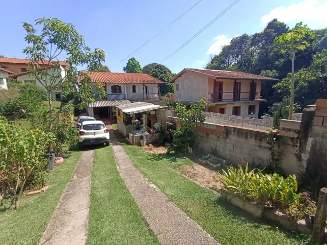 Chácara com 5 dormitórios à venda, 500 m² por R$ 1.200.000 - Pinheirinho-Buracão - Vinhedo