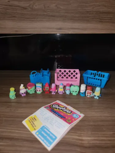 12 Shopkins e Sacolas/Cestas