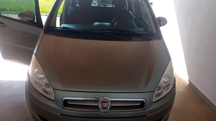 Fiat Idea Attractive 1.4 Fire Flex 8V 5P 2014