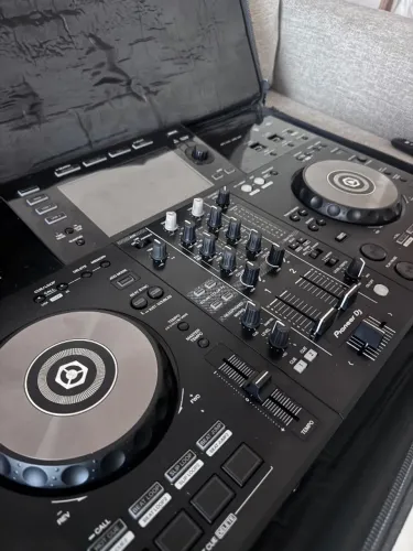 Controladora pionner XDJ RR