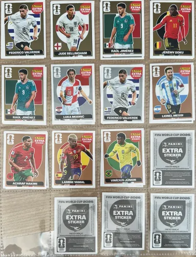 Figurinhas legends (Vini, messi,etc)