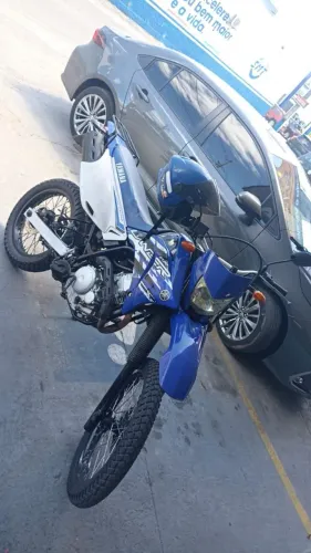 Vendo Lander 250, ano 2009