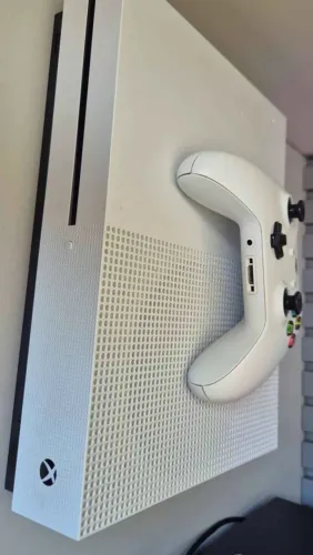 Xbox One S 1TB Não faço envio
