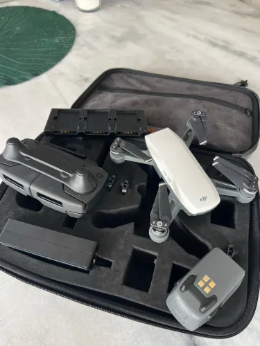 DJI Spark Fly More Combo + Controle + Case GoCase + Hub Carregador | Completo