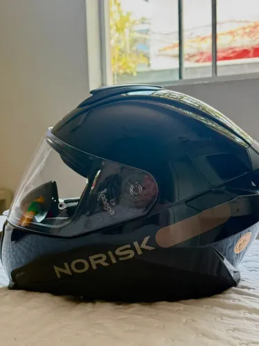Capacete Norisk tamanho 58