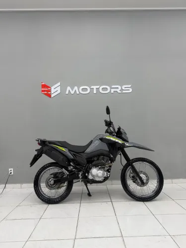 Oportunidade?.  Bros 160.  ano 2025/25.  8.302 km 