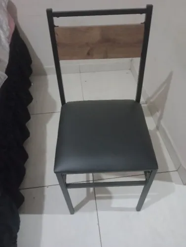 Cadeira de ferro