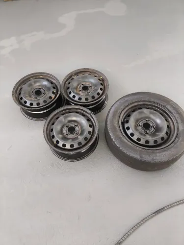 Roda gol, Saveiro,voyage