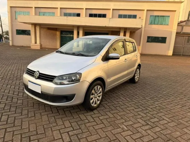 Volkswagen Fox 1.0 MI Total Flex 8V 5P 2011