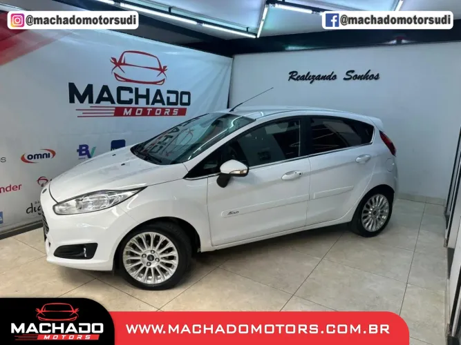 Ford Fiesta Sedan Titanium 1.6 Powershift 2015
