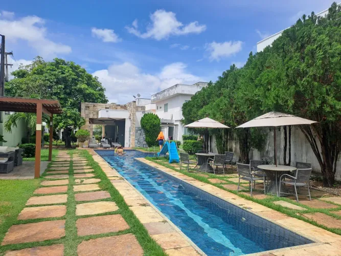 Casa de condomínio no Eusébio 
