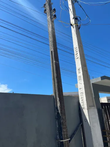 Vende se poste padrão antigo