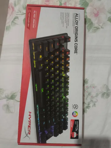 Teclado HyperX Pulsefire Core (com defeito)