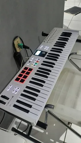 Arturia KeyLab Essential 61 MK3 | Estado de Novo | Nota Fiscal | Garantia