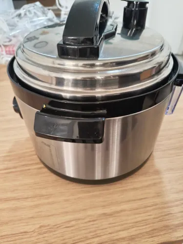 Panela pressão elétrica Eletrolux PCe15 - 3 litro inox nova