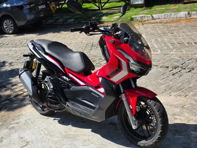Moto ADV150 