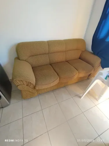 Vendo um jogo de sofá 2e3lugares