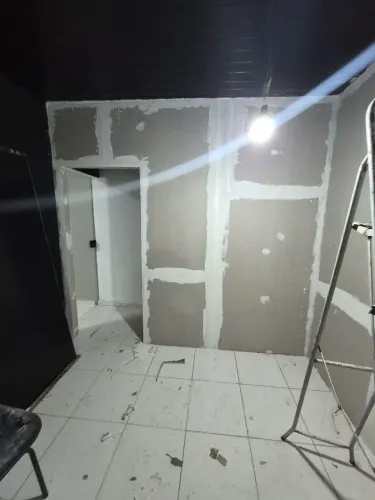 Divisória naval e drywall 