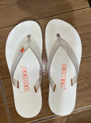 Chinelo kener