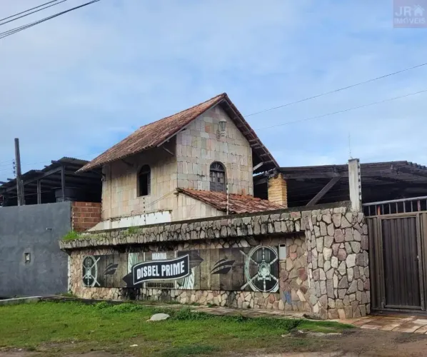 Imóvel para aluguel possui 200 metros quadrados em Candeias - Jaboatão dos Guararapes - PE