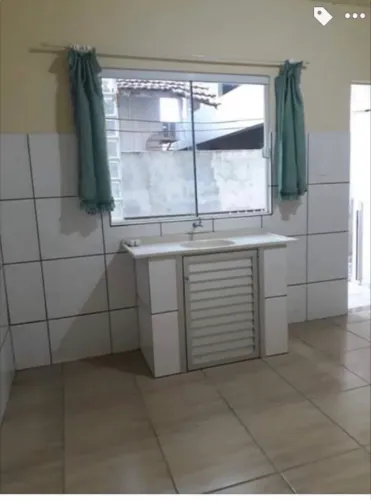 Alugo apartamento no centro de Navegantes