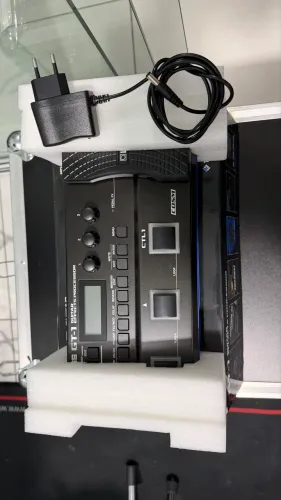 Pedaleira de Guitarra Boss GT-1