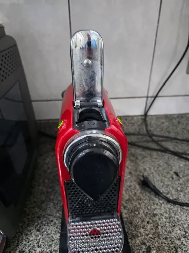 Cafeteira Nespresso Citiz
