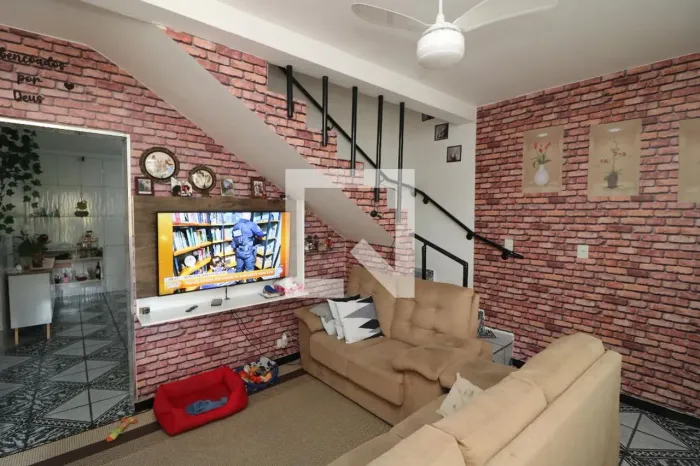 Casa à Venda - Vila Ema, 2 Quartos, 125 m2