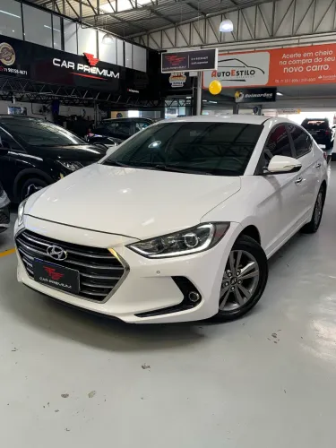 Hyundai Elantra 2.0 16V Flex Aut. 2017