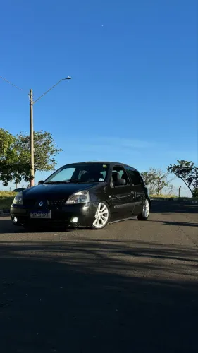 Renault Clio Expression 1.0/1.0 Hi-power 16V 3P 2004