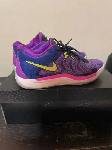 Vendo meu kd 17, tamanho 42 e 43