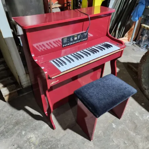 Piano Elétrico Albach Em Madeira Usado Para Reforma