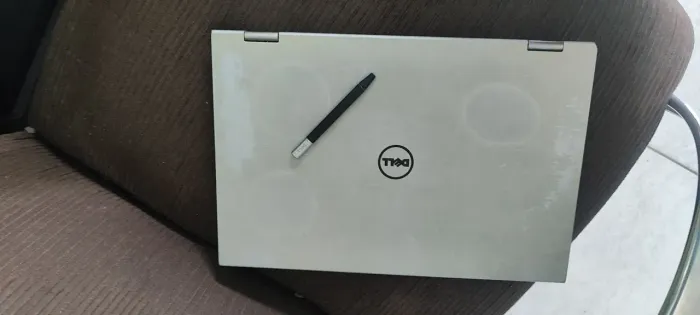 Dell Inspiron 13 7347 tela quebrada placa boa da pra usar no HDMI