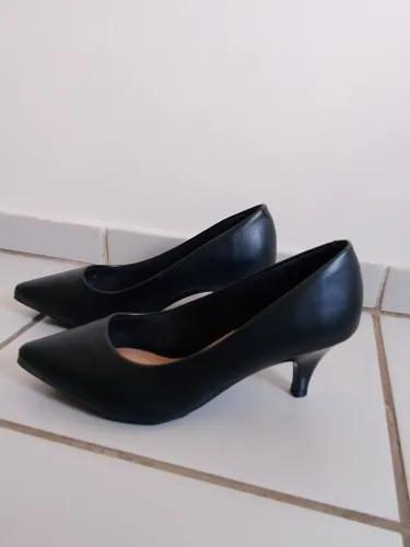 Scarpin preto Beira Rio