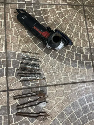 esmerilhadeira 700w